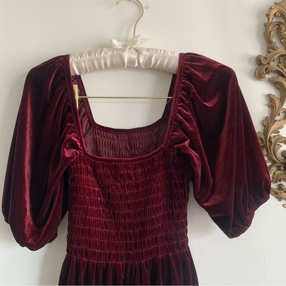 URBAN OUTFITTERS BURGUNDY VELVET ROMPER - Picture 4 of 9